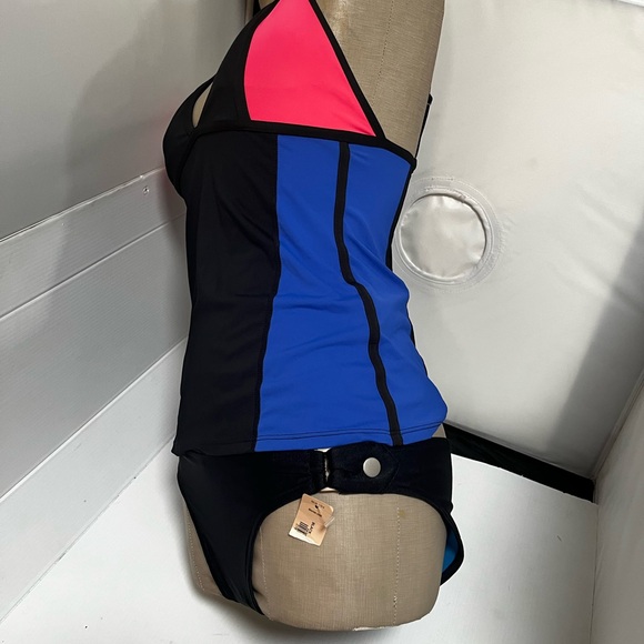 Cute colorful Swin Top Athleta bottoms are degree with tag size small - Picture 8 of 14